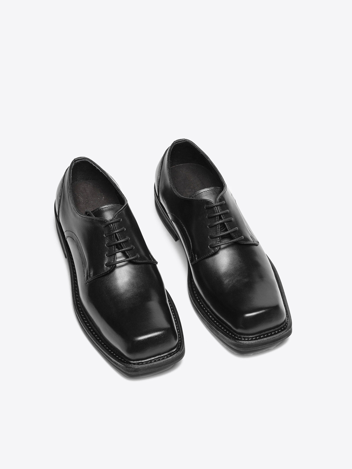 DERBY-SHOES-WITH-SQUARE-TOE3
